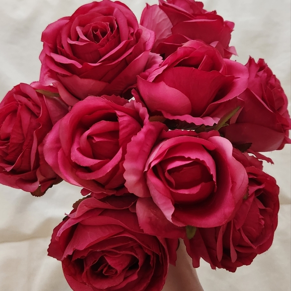 Pink flowers decor - Picture 2 of 6